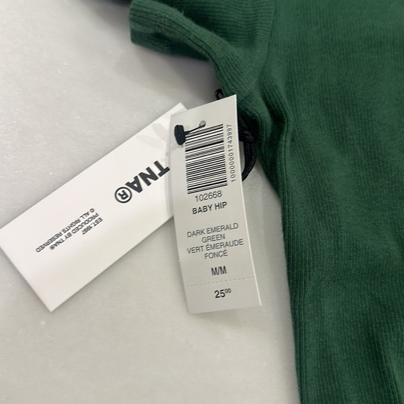 TNA NEW WITH TAGS emerald green BABY HIP short sleeve tshirt so.e medium. - Picture 3 of 5